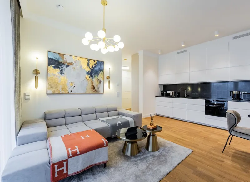 Luxuriös möblierte Designerwohnung am Hauptbahnhof inkl. Tiefgaragenstellplatz — photo 1
